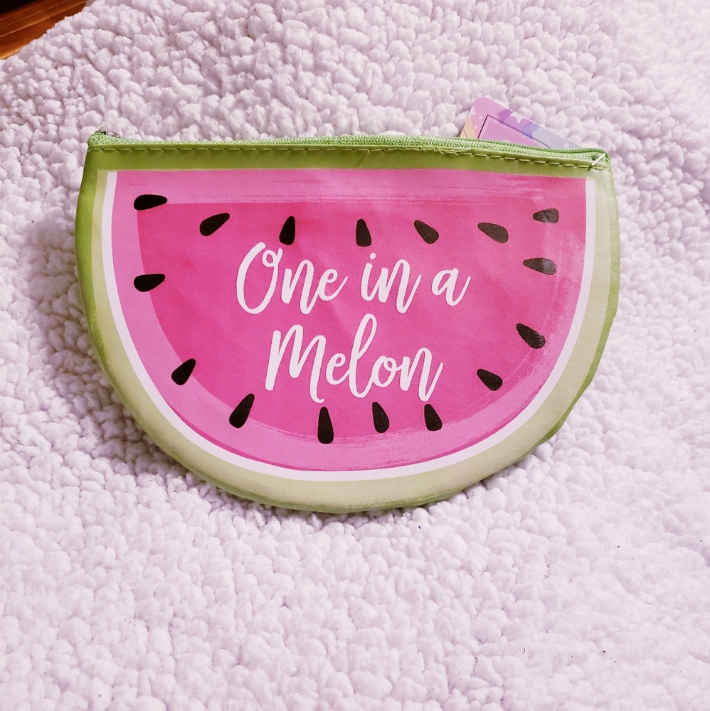 ❗SALE❗$6 each Cute Fruit Wedge Cosmetic Bags. - Picture 2 of 6